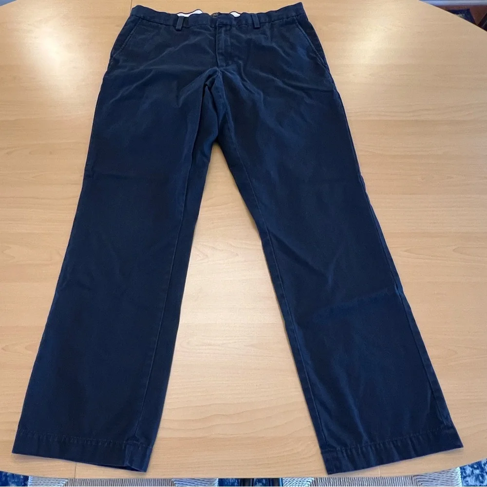 Banana Republic Men’s Aiden Chino Navy Pants Size 36 X 32 - Picture 2 of 7